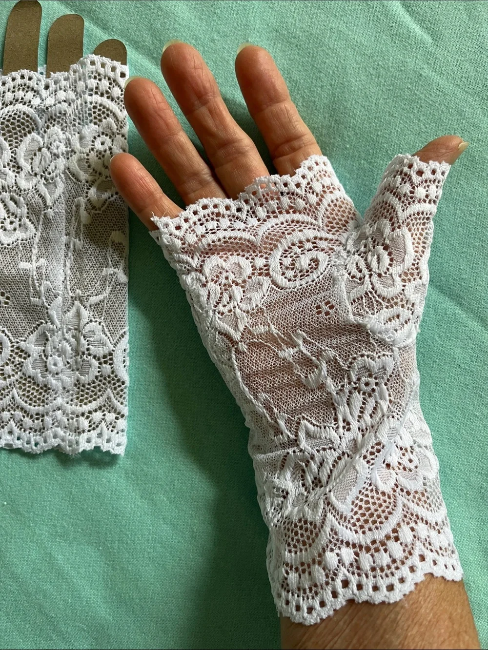 White Lace Fingerless Gloves - Women's Accessories
